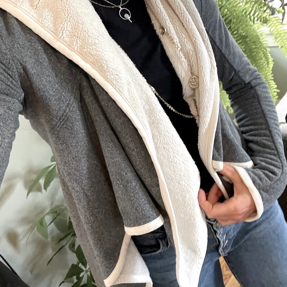 Lululemon Sweater/Wrap